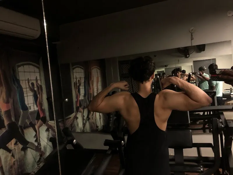 Crazy Fitness - best gym in sadh Nagar