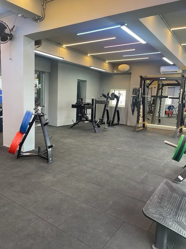 Crazy Fitness - best gym in sadh Nagar