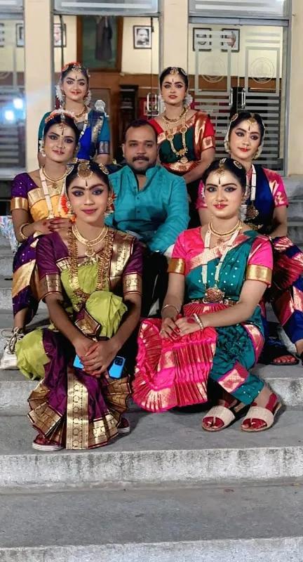 Sharmas Madhuri Dance Academyy