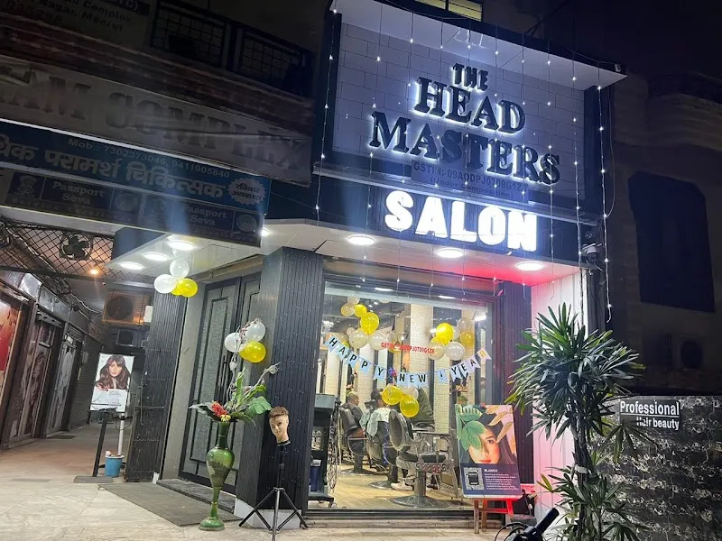 The HeadMasters unisex salon