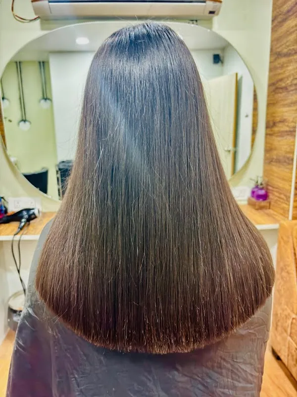The HeadMasters unisex salon