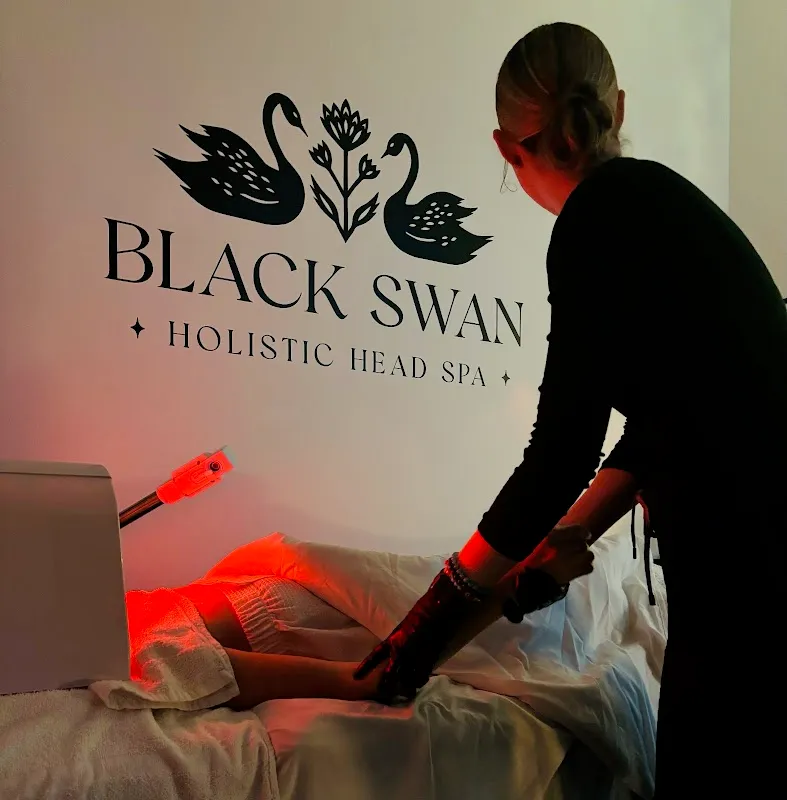 Black Swan Holistic Head Spa