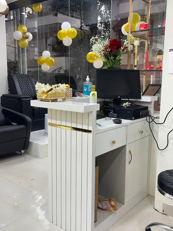 Blush & blow salon_Best unisex salon in Bangalore