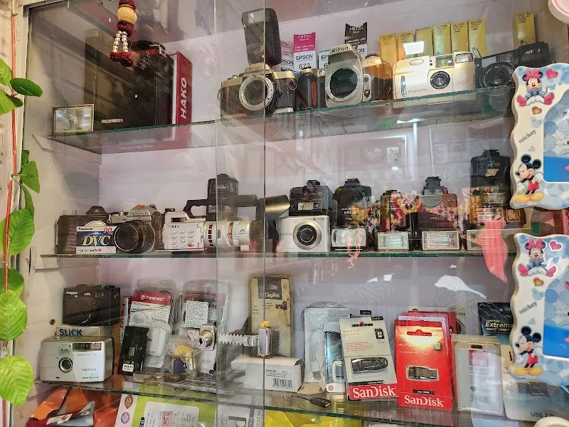Raju Photo Studio (Since 1966)