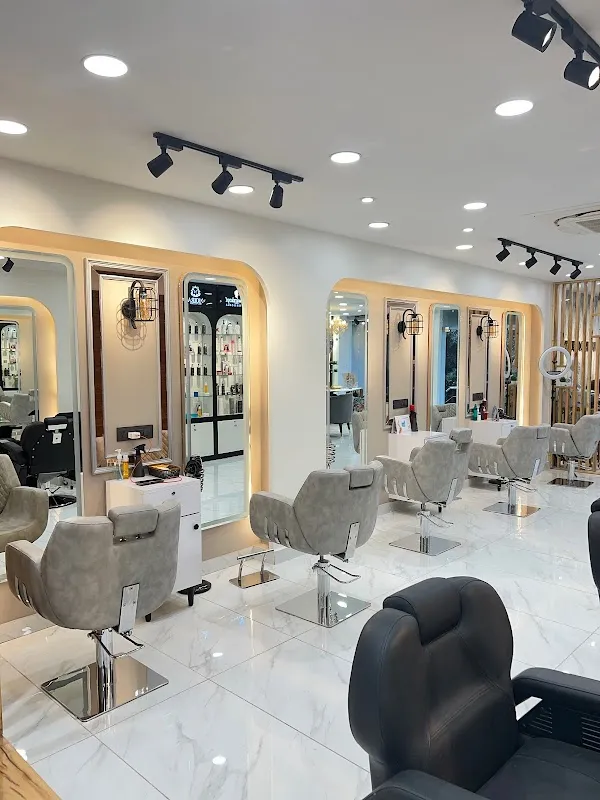 The Bronze Era Luxury Salon