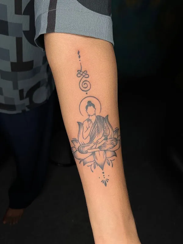 Macaw Tattoo Studio
