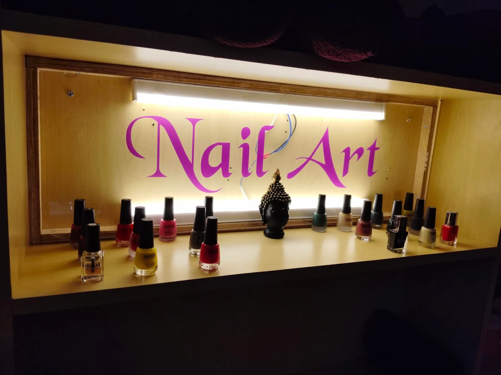 Cheap and Best Affordable Women's Salon, Mannivakkam