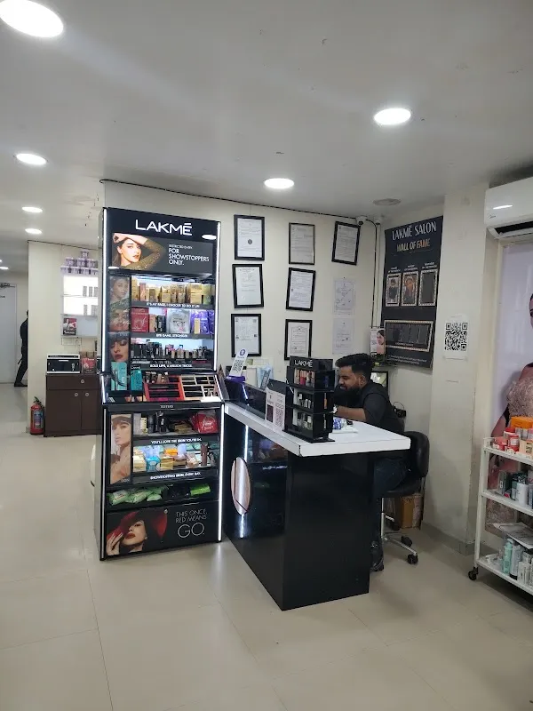 Lakme Salon For Him and Her in Lajpat Nagar-II,Delhi