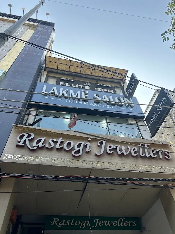 Lakme Salon For Him and Her in Lajpat Nagar-II,Delhi