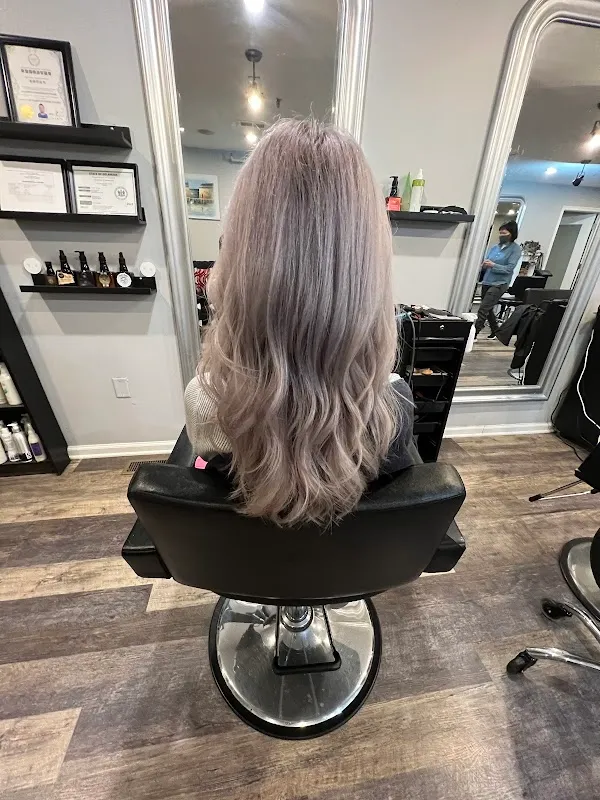 JF Hair Studio (Asian JF 发型工作室）