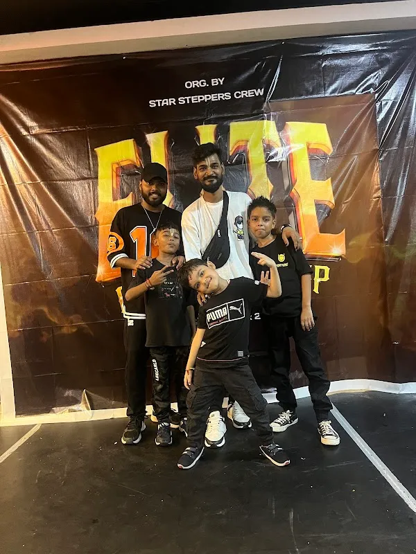 NEXT STEP DANCE ACADEMY | Best Dance Academy In Dabri | Wedding Choreography | Music & Singing Classes