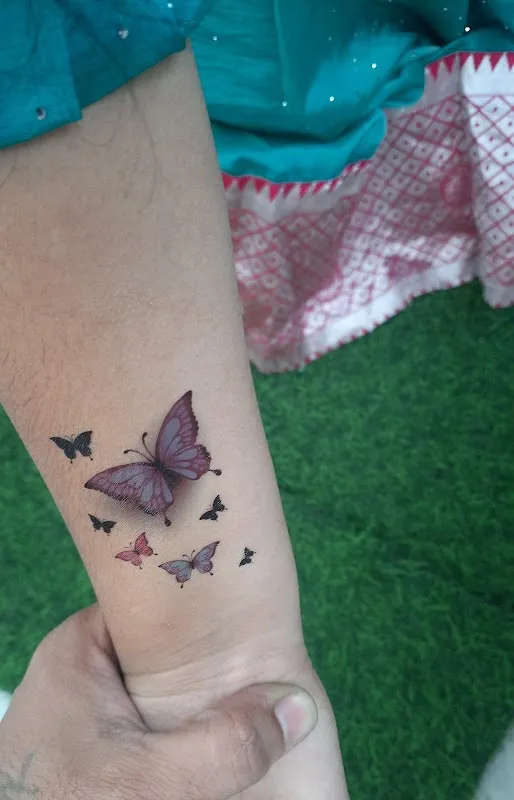 Lucky Tattoos & Permanent Makeup Studio