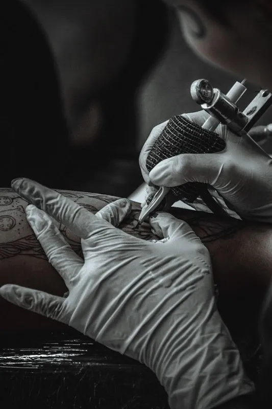 Lucky Tattoos & Permanent Makeup Studio
