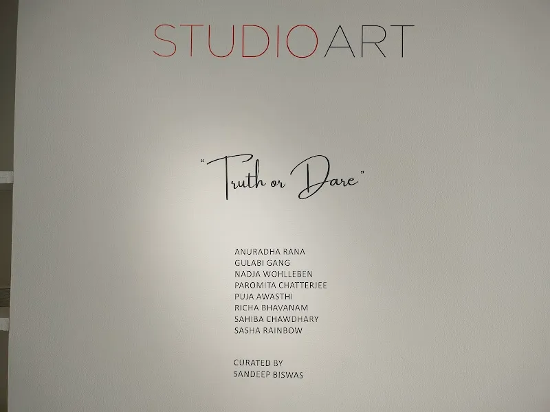Studio Art Gallery