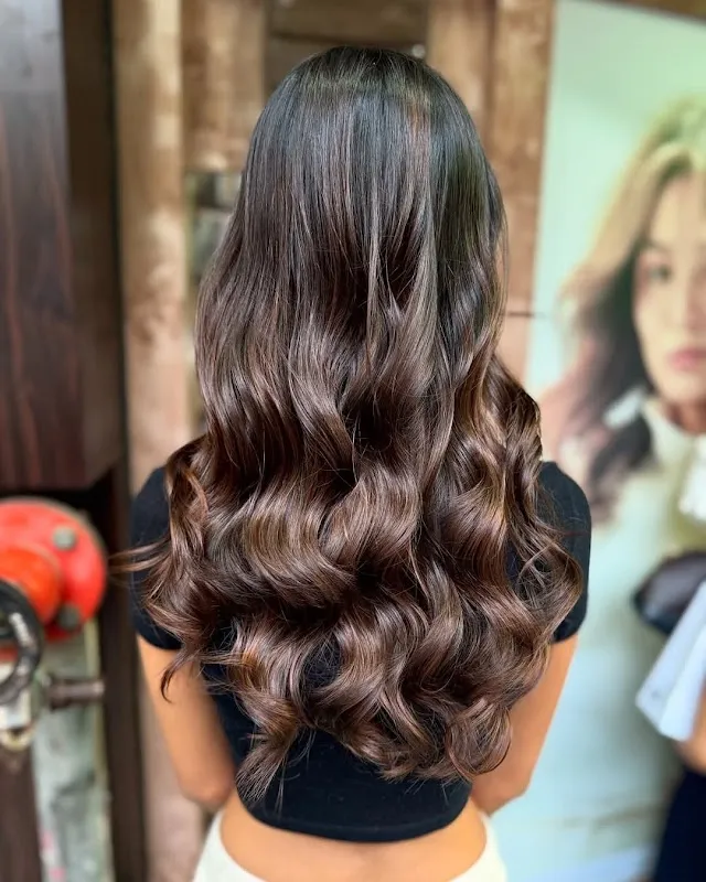 A star unisex salon