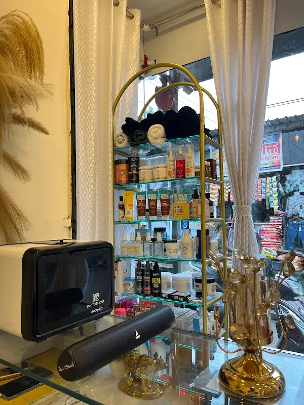 VELORA UNISEX SALON