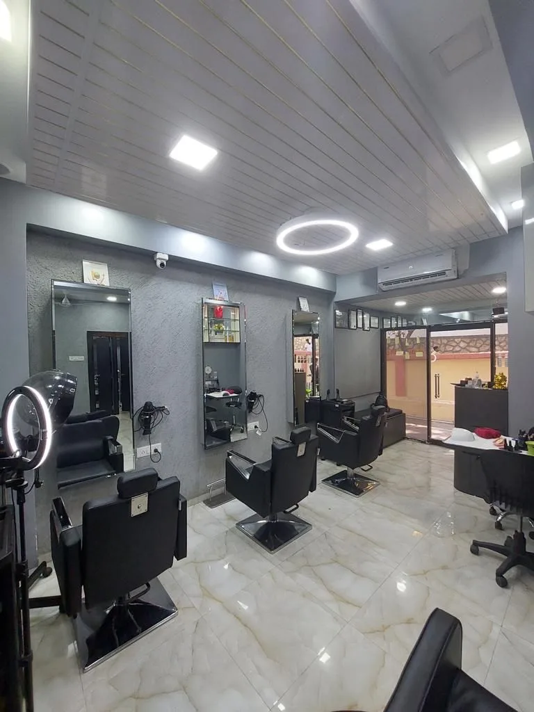 Illusion Family Salon