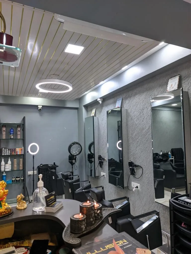 Illusion Family Salon