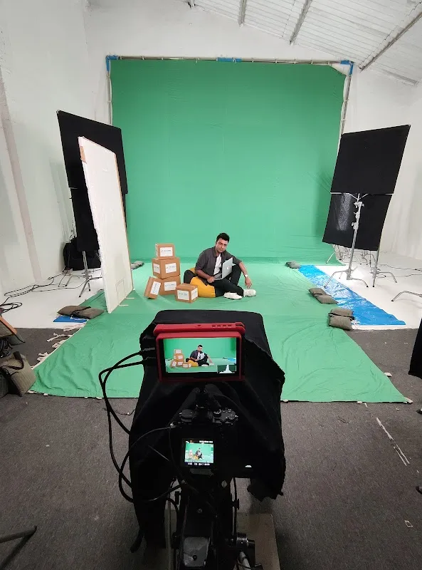 Studio6 - Advertising Photography & Video Shoot Studio