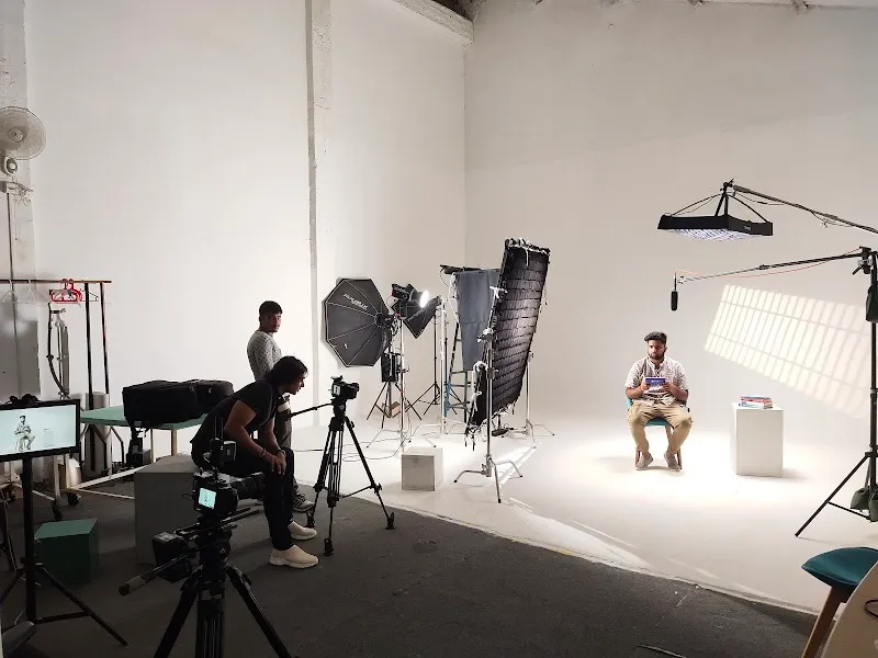 Studio6 - Advertising Photography & Video Shoot Studio