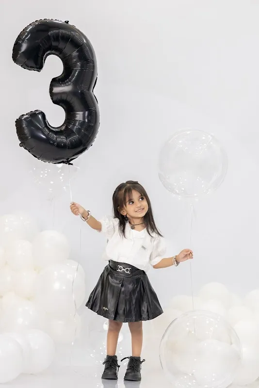 Lovely Photo Studio