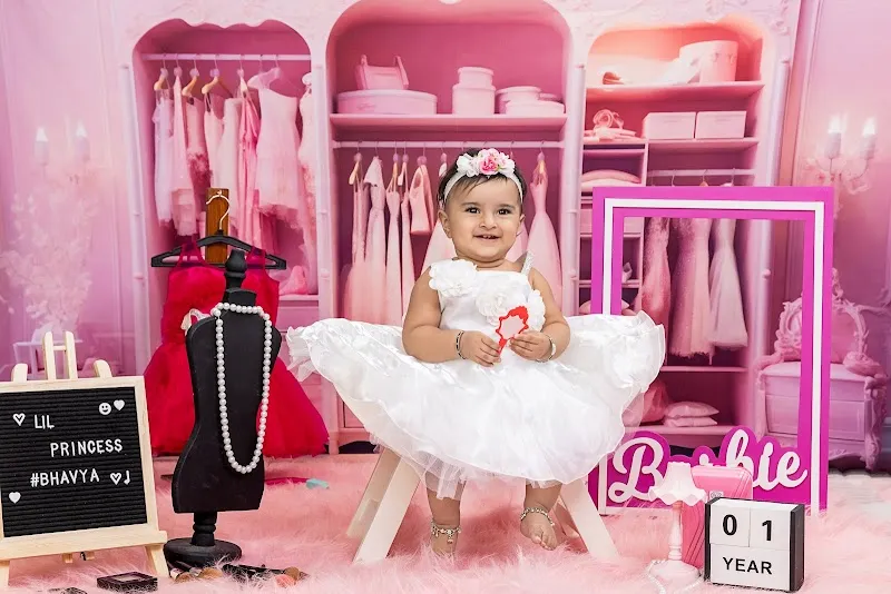Lovely Photo Studio