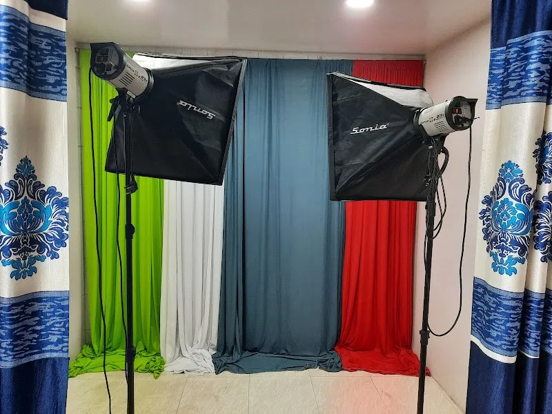 BRIGHT DIAMONDS STUDIO