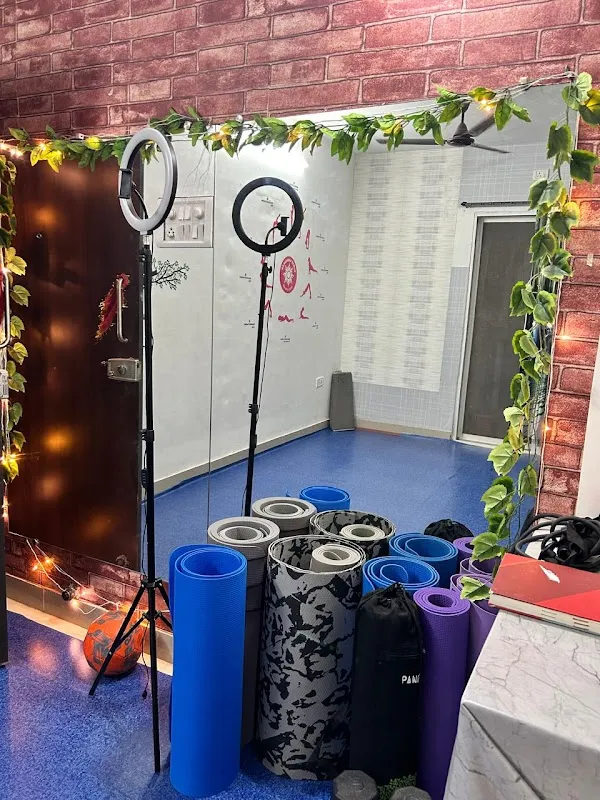 S.Fit yoga studio