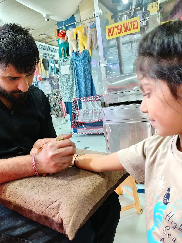 Deepak mehandi and tattoo studio