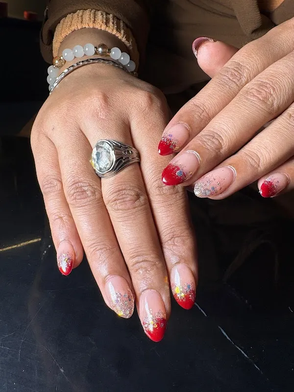 Athenian Unisex Salon Delhi - Best Salon in Delhi / Hair Colouring / Nail / Nanoplastia / Hair Cut / Keratin / Makeup South X