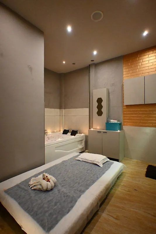 Spa Shore (Spa In Dadar)