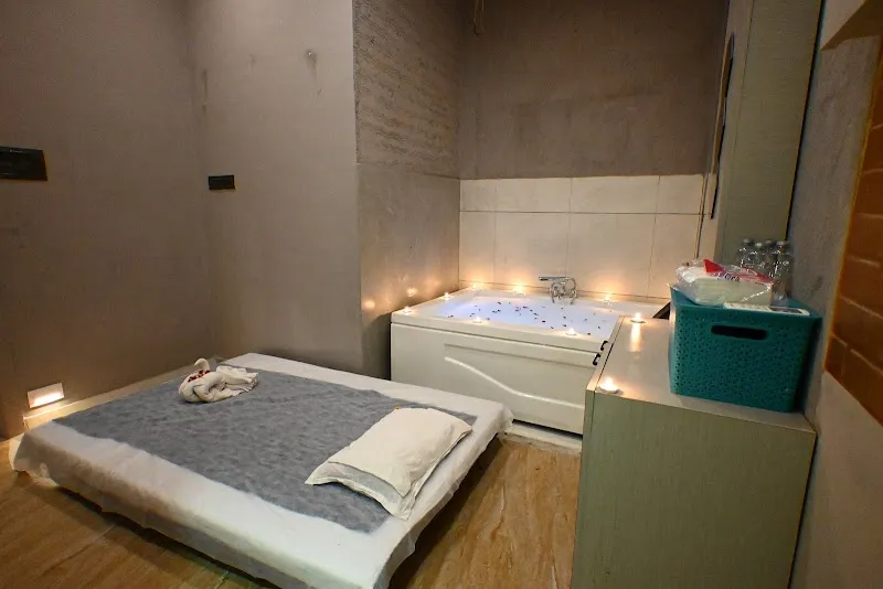 Spa Shore (Spa In Dadar)