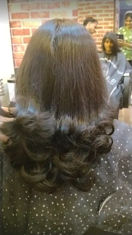 New 9 Family Salon And Academy