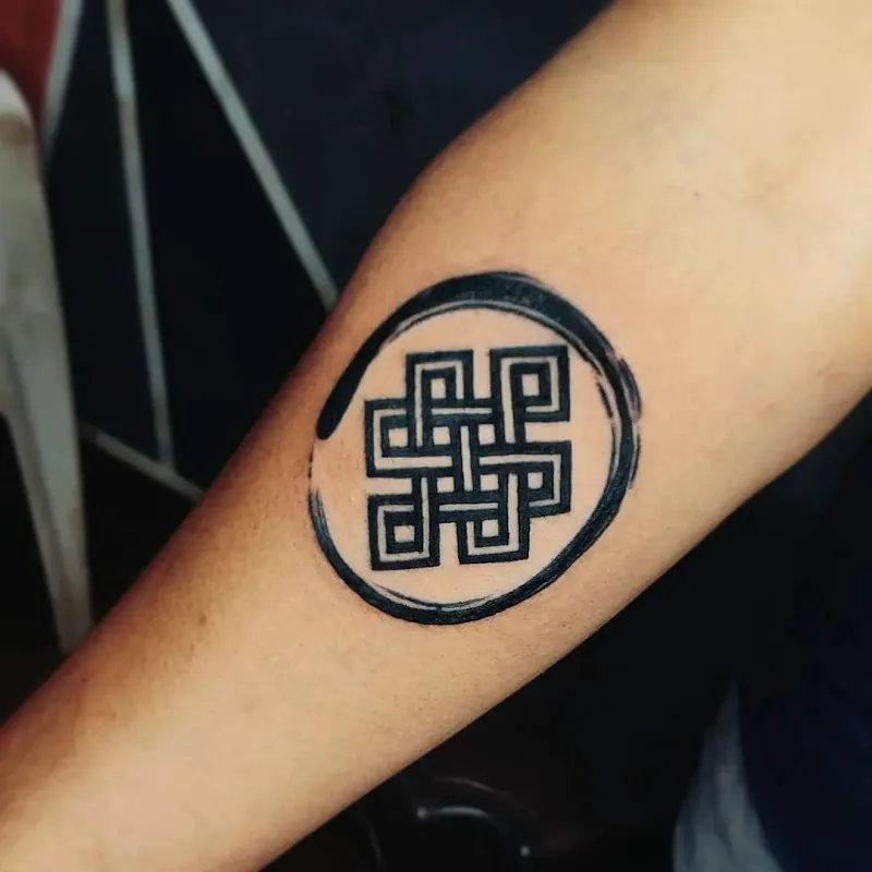 Bob Tattoo studio Gadag