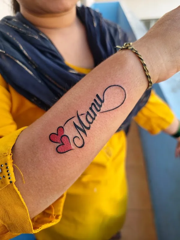 Bob Tattoo studio Gadag