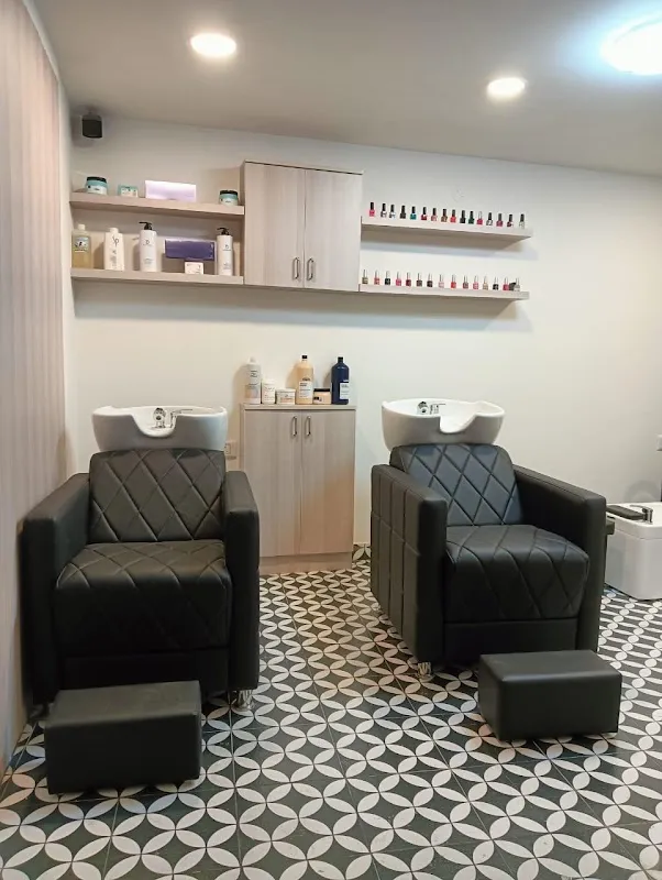 Beau Belle Unisex Salon