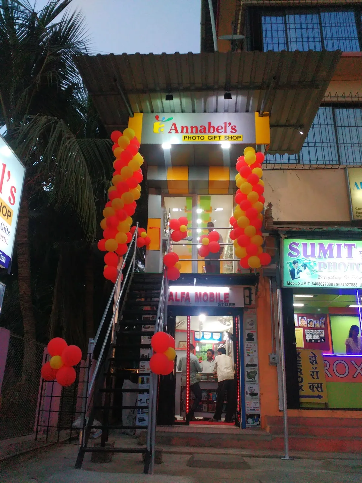 Sumit Photo Studio