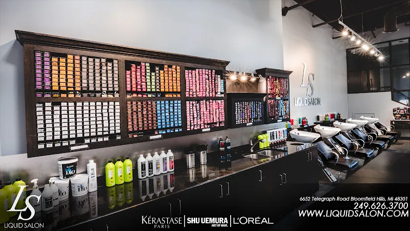 Liquid Salon