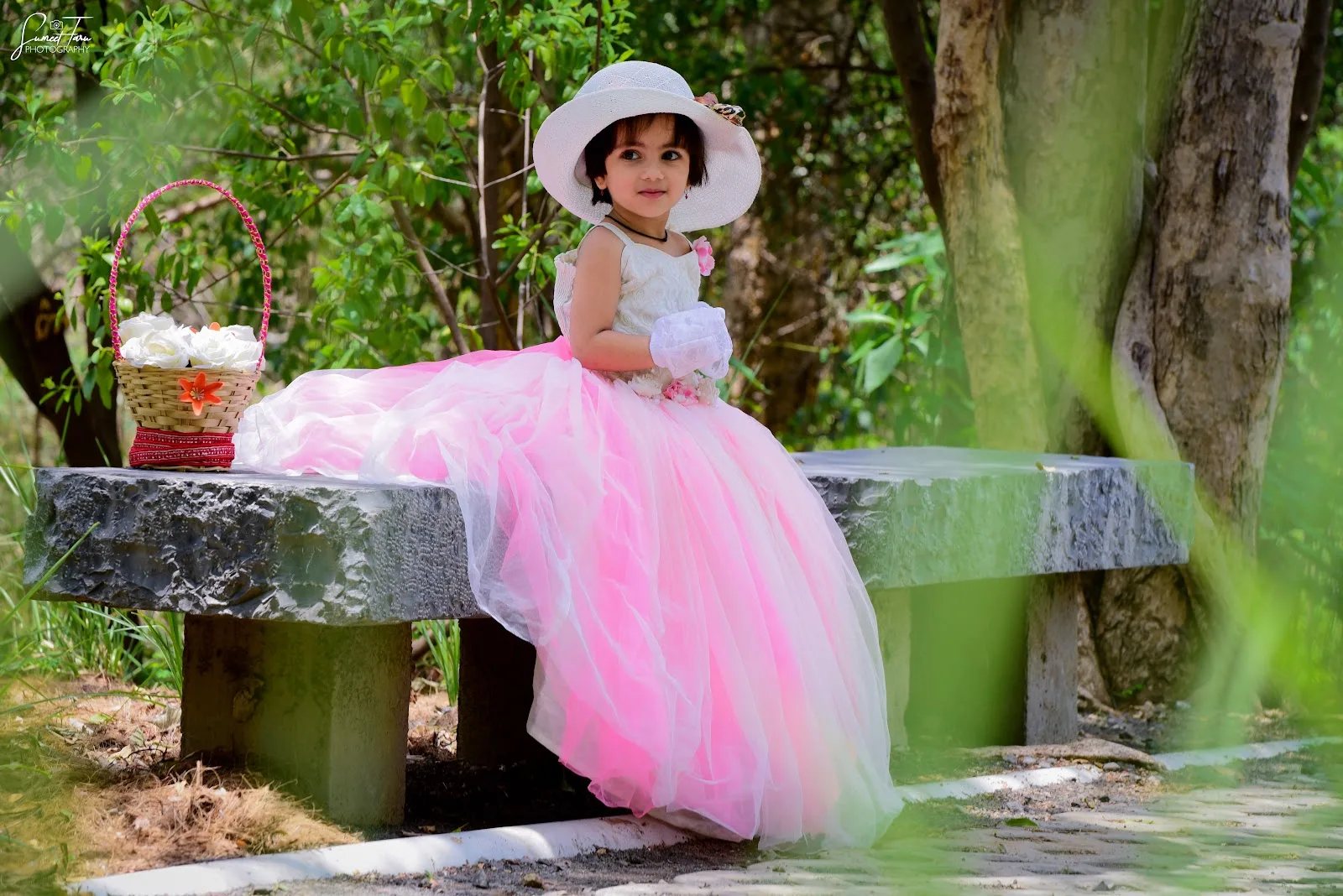 R K Photo Studio