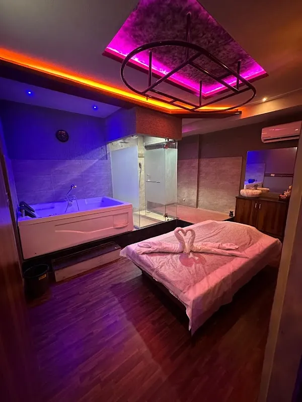 The Spa In Vashi