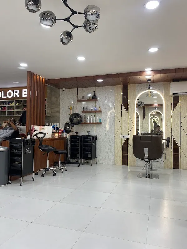 TONI&GUY Essensuals - Karkhana