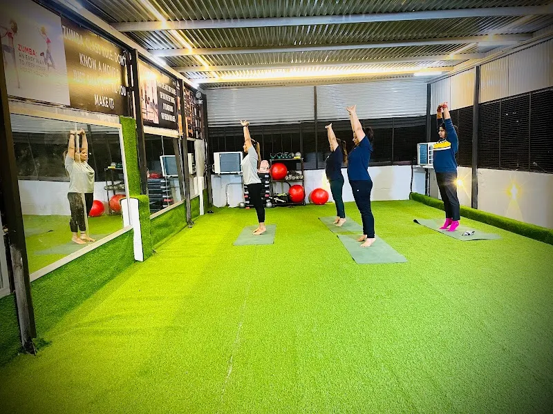 FLEX FITNESS AND GYM