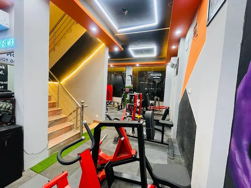 FLEX FITNESS AND GYM