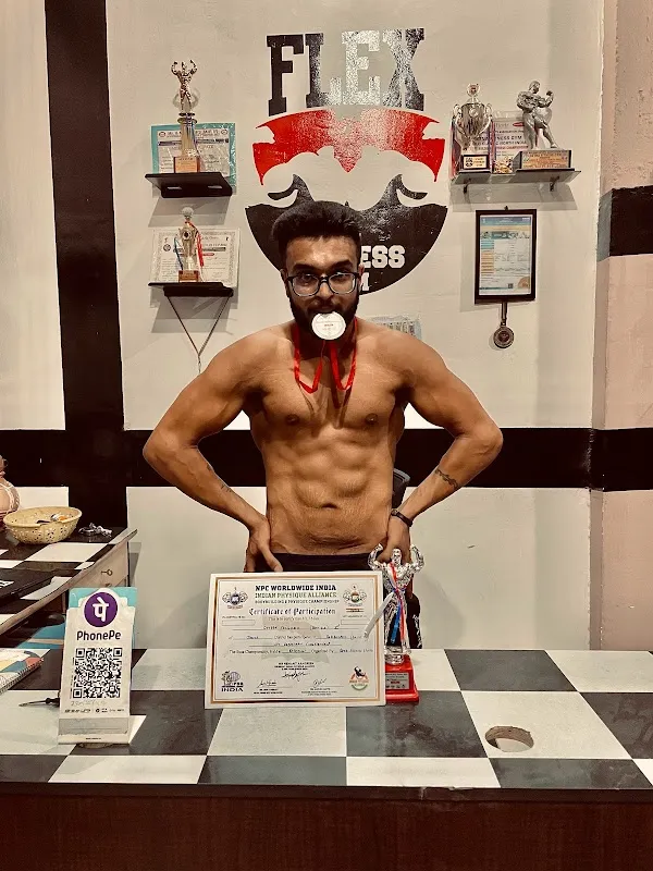 FLEX FITNESS AND GYM