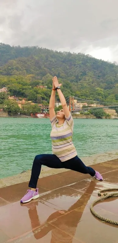 DIVINE YOGA CLASSES