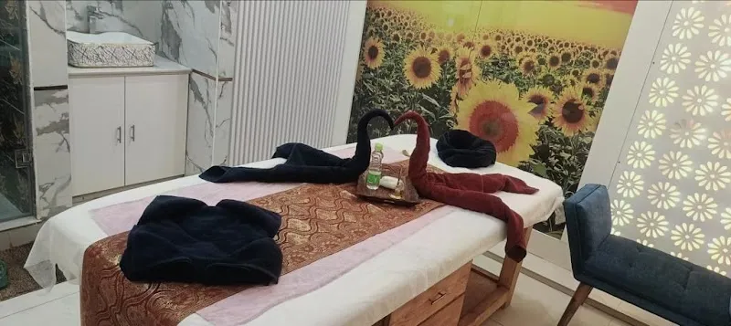 Mirror Spa