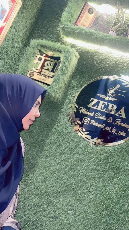 Zeba Mehandi Studio and Academy in Mumbra
