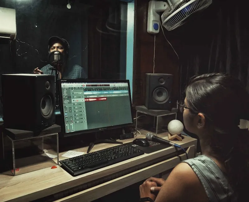 S.M.U. Recording Studio & Music Academy
