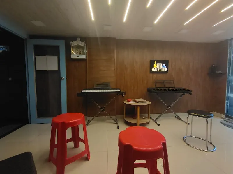 S.M.U. Recording Studio & Music Academy