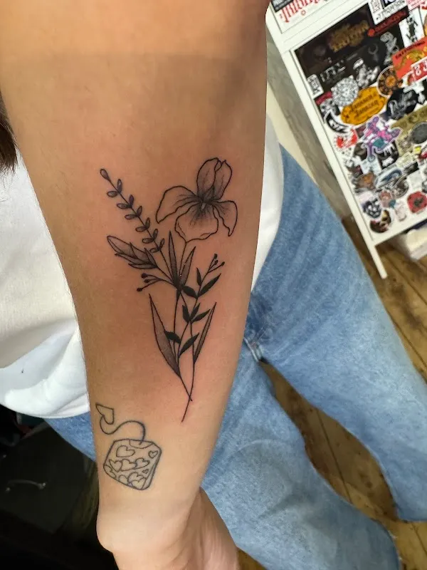 WESH Tattoo & Piercing Studio